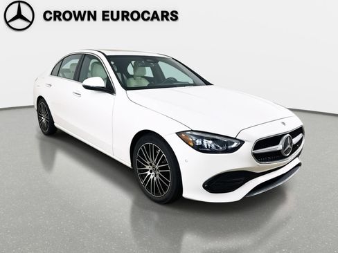 Used 2024 Mercedes-Benz C 300 4MATIC Sedan image 3
