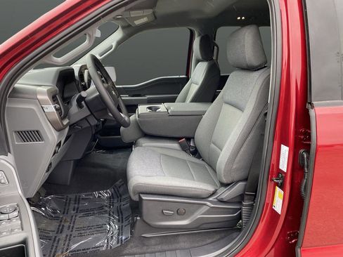 New 2026 Ford F150 XLT w/ XLT Chrome Appearance Package image 9