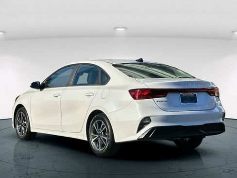 Used 2023 Kia Forte LXS image 5