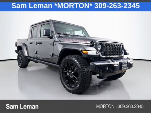 Used 2024 Jeep Gladiator Sport image 1