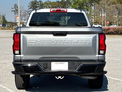 Used 2023 Chevrolet Colorado W/T image 14
