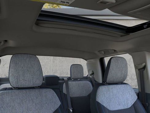 New 2025 Ford Maverick XLT image 10