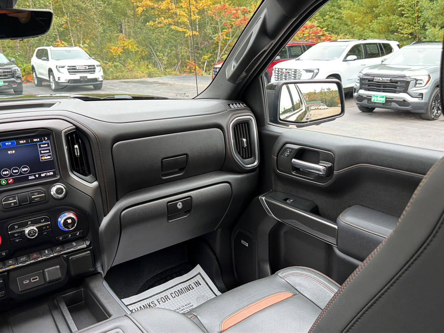 Used 2019 GMC Sierra 1500 AT4 w/ Off Road Performance Package AWD/4WD image 19
