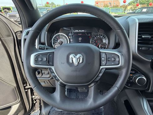 Used 2025 RAM 1500 Big Horn AWD/4WD image 15
