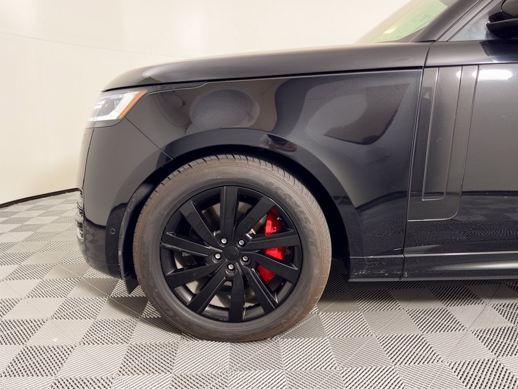 Used 2024 Land Rover Range Rover SE AWD/4WD image 13