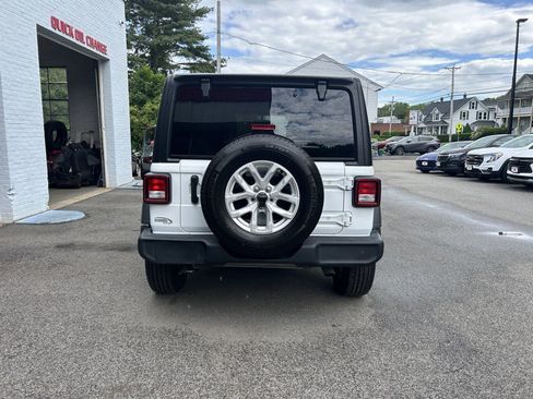 Used 2023 Jeep Wrangler Unlimited Sport AWD/4WD image 6