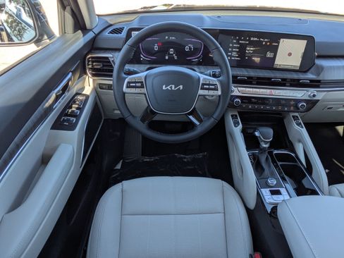 New 2025 Kia Telluride EX image 22