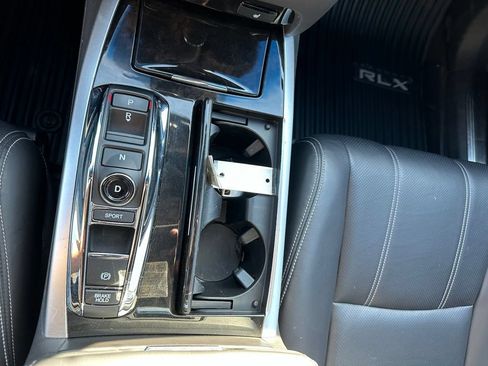 Used 2018 Acura RLX w/ Technology Package FWD image 13