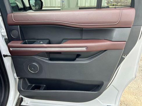Used 2023 Ford Expedition Max Limited image 52