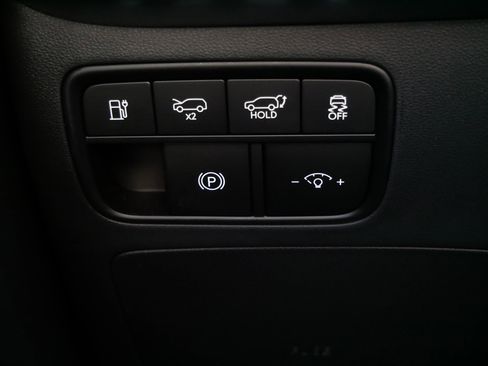 Used 2026 Hyundai Ioniq 9 SEL image 26