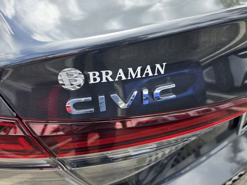 Used 2025 Honda Civic Sport image 5