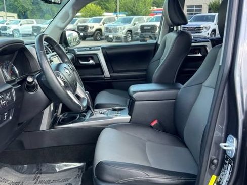 Used 2015 Toyota 4Runner SR5 Premium RWD image 4