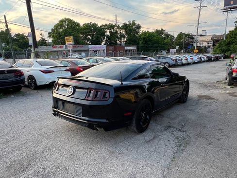 Used 2014 Ford Mustang Premium RWD image 5