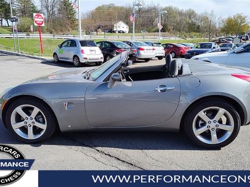 Used 2008 Pontiac Solstice Convertible w/ Preferred Package RWD image 6