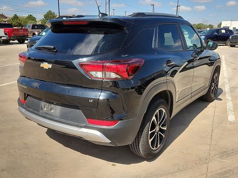 Used 2024 Chevrolet TrailBlazer LT image 3