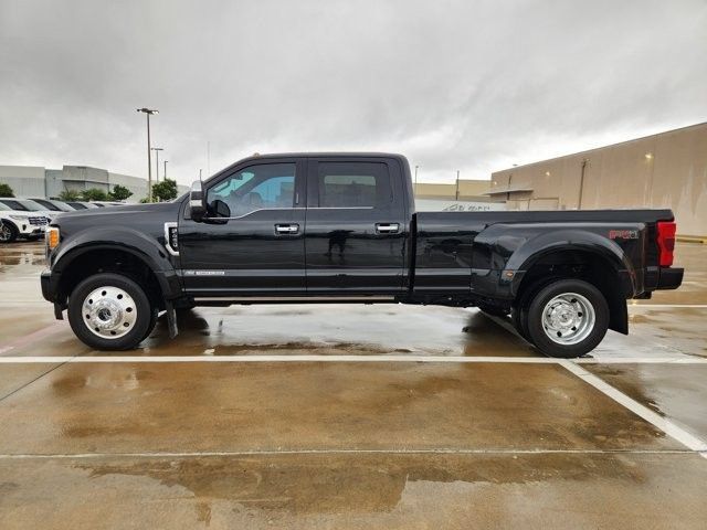 Used 2018 Ford F450 Platinum w/ Platinum Ultimate Package AWD/4WD image 4