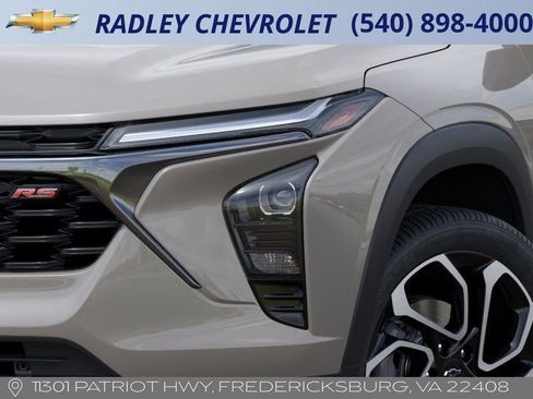 New 2026 Chevrolet Trax RS w/ Sunroof Package image 10