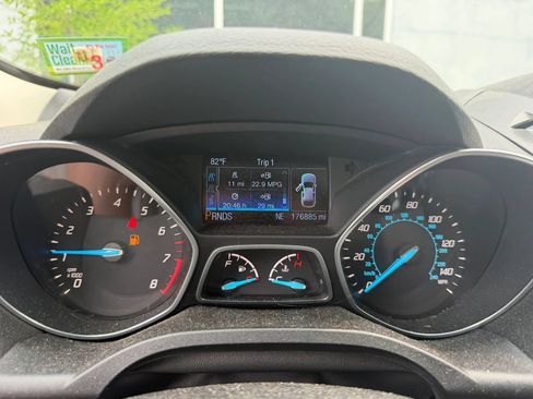 Used 2014 Ford Escape SE w/ Equipment Group 201A AWD/4WD image 18