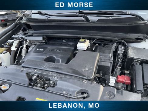 Used 2020 Nissan Pathfinder SL image 28