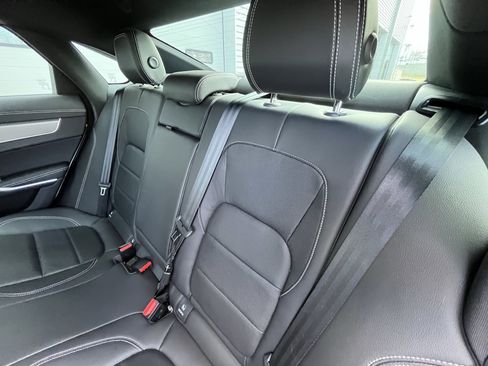 Certified 2024 Jaguar XF R-Dynamic SE image 29