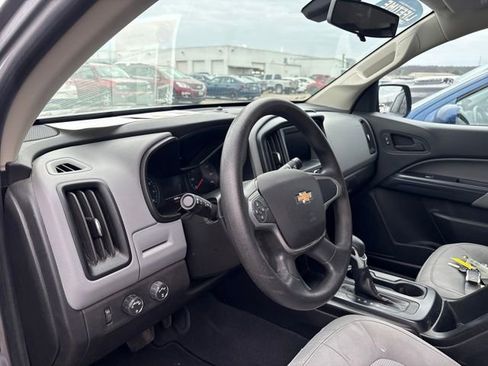 Used 2022 Chevrolet Colorado W/T w/ WT Convenience Package image 8