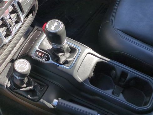 Used 2021 Jeep Wrangler Unlimited Sahara image 11