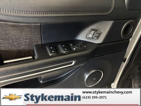 Used 2021 Ford Expedition Max Limited AWD/4WD image 40