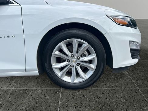 Used 2024 Chevrolet Malibu LT FWD image 9