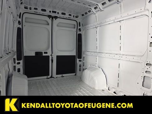 Used 2026 RAM ProMaster 2500 w/ Convenience Group FWD image 18