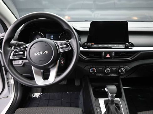 Used 2024 Kia Forte LX FWD image 15