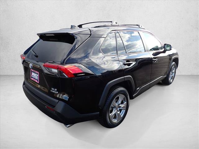 Used 2023 Toyota RAV4 XLE w/ Convenience Package AWD/4WD image 4