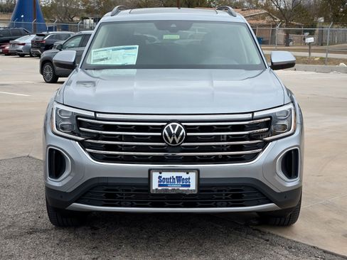 New 2026 Volkswagen Atlas SE image 6