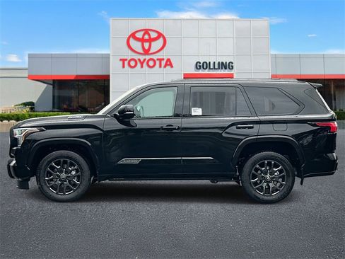 New 2026 Toyota Sequoia Platinum image 5
