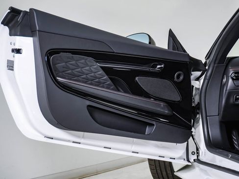 New 2025 Aston Martin DB12 Coupe image 27