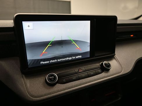 Used 2022 Ford Maverick XLT image 13