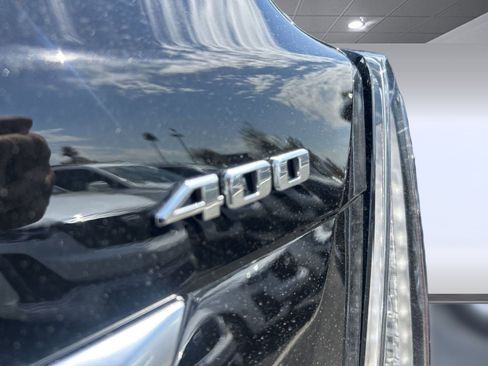 New 2025 Cadillac XT5 Sportv w/ LPO, Bronce Accent Package image 36