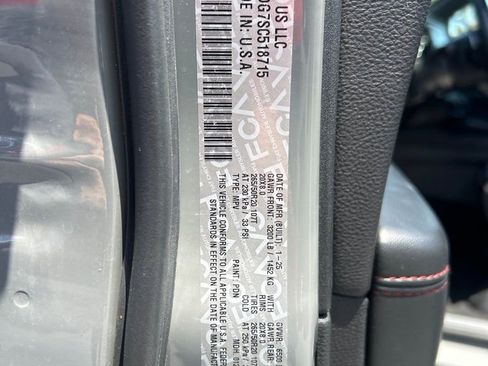 Used 2025 Dodge Durango GT AWD/4WD image 3