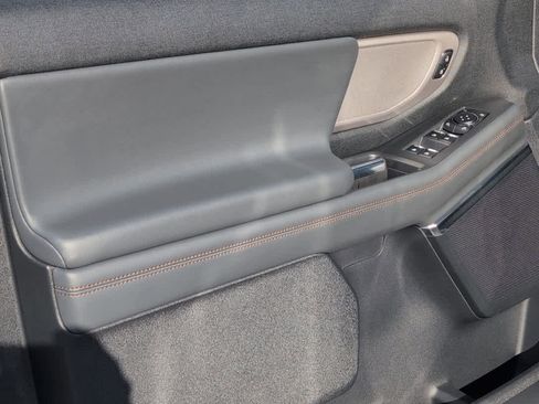 New 2025 Ford Expedition Max Active image 10