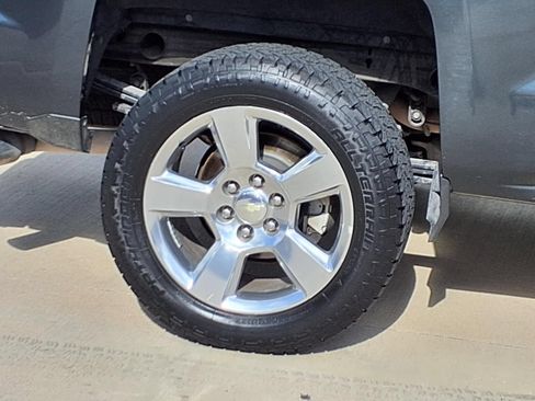 Used 2017 Chevrolet Silverado 1500 LT w/ Texas Edition RWD image 5