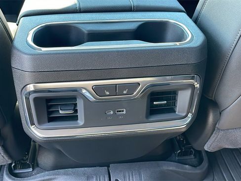 New 2025 GMC Sierra 2500 SLT w/ SLT Premium Package image 18