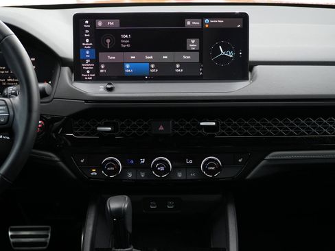 Used 2024 Honda Accord Sport image 25