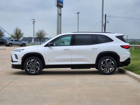 New 2025 Buick Enclave Sport Touring w/ Super Cruise Package FWD image 5