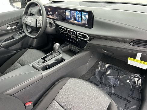 New 2026 Nissan Sentra SV w/ Floor Mat Package image 8
