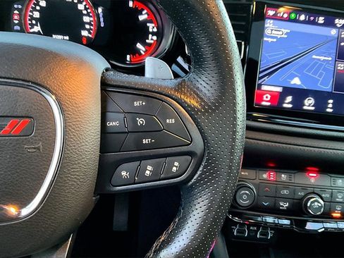 Certified 2024 Dodge Durango R/T image 31