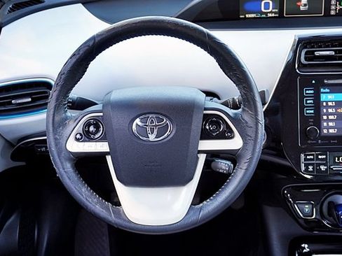 Used 2016 Toyota Prius Four FWD image 26