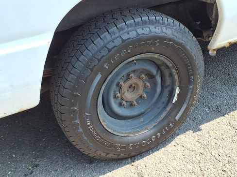 Used 2011 Ford E-250 and Econoline 250 w/ Commercial Cargo Van Pkg RWD image 7