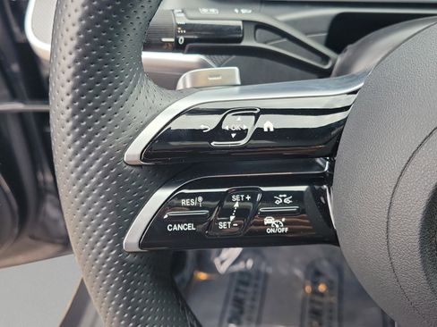 Used 2024 Mercedes-Benz C 300 Sedan image 20