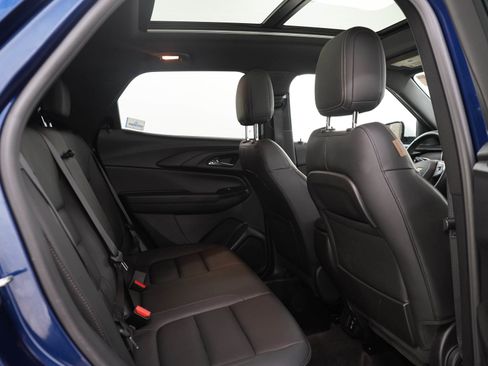 Used 2022 Chevrolet TrailBlazer ACTIV w/ Sun and Liftgate Package AWD/4WD image 14