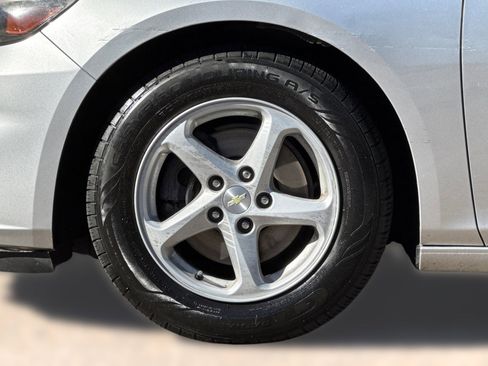 Used 2018 Chevrolet Malibu LS w/ LPO, Convenience Package 1 image 11