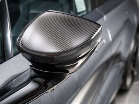 Used 2025 Aston Martin DBX 707 image 33